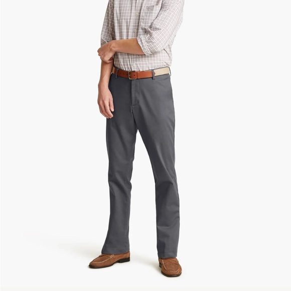 Docker’s Men’s Signature Khaki Slim Fit - NWT, 30 x 32, Grey - Picture 2 of 7